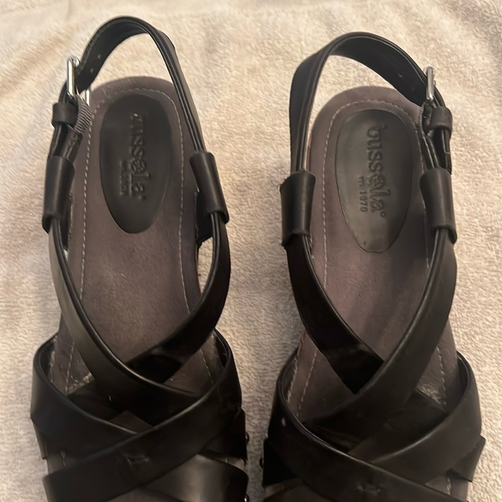 Bussola black wedges size 7 1/2